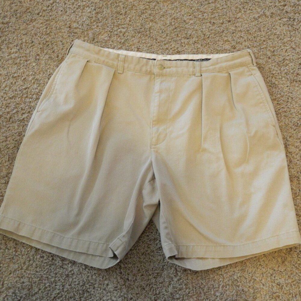 POLO RALPH LAUREN KHAKI MENS SHORTS SIZE 40